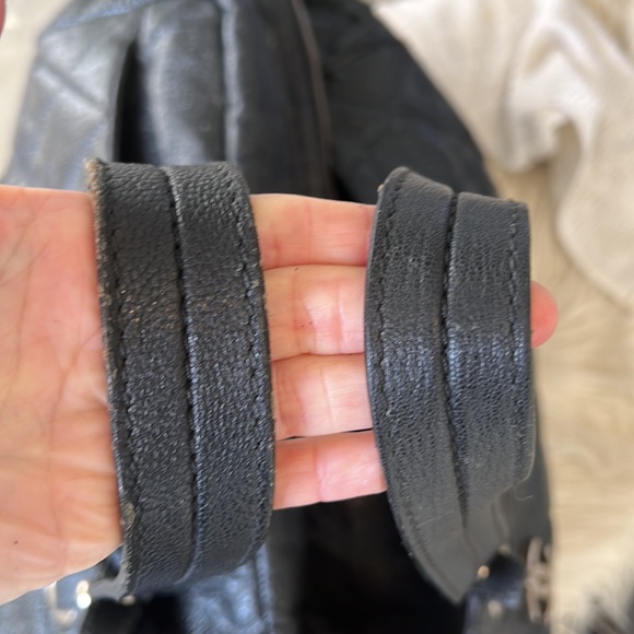 CHANEL Paris duffle bag - Picture 13 of 17